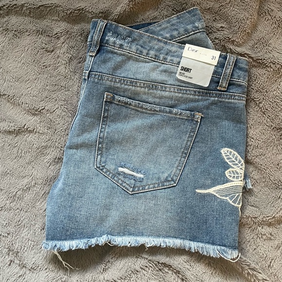 Dex Denim Shorts - Picture 2 of 4
